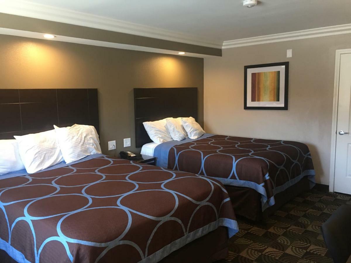 Hotel Seville - Ontario Airport/Chino Bagian luar foto
